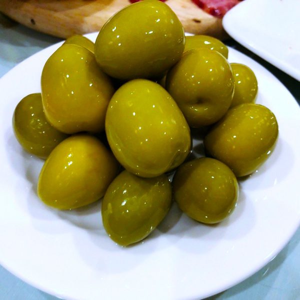 Quả Oliu Nữ Hoàng Kojin Queen Olives Karina 4.5kg Hàng Mới Nhập Khẩu Tây Ban Nha